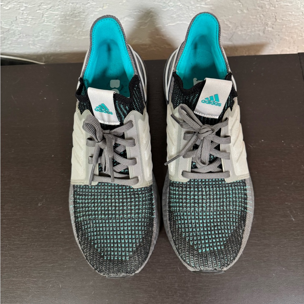 2019 Adidas Ultraboost 8.5 Men’s Black Teal 
Lightly Used great condition no box